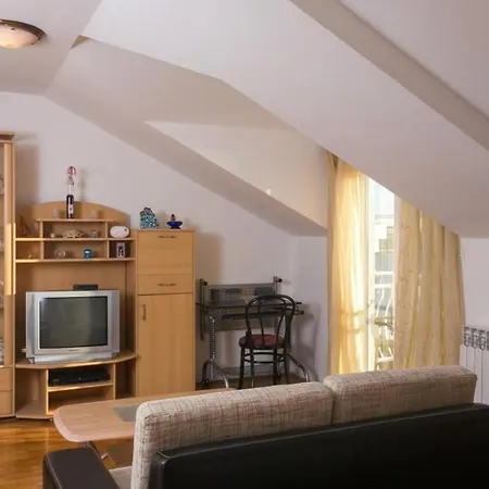 Klis - Two Bedroom With Balcony And Sea View - A7